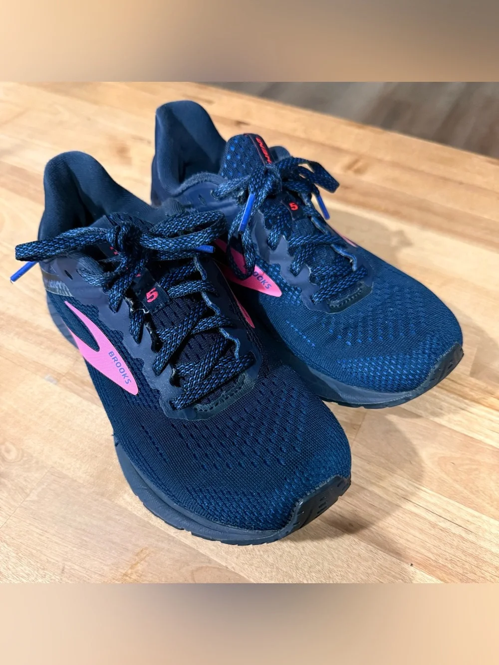 Brooks Navy Athletic Sneakers with Pink Trim